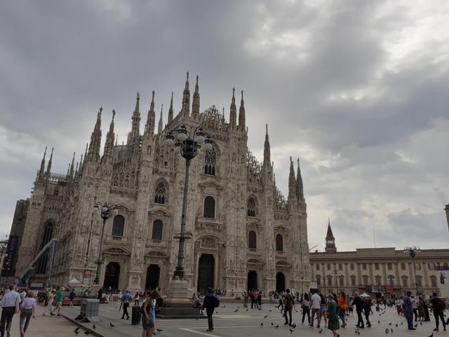MILANO (ZONA CORDUSIO / DUOMO / MISSORI) MILANO