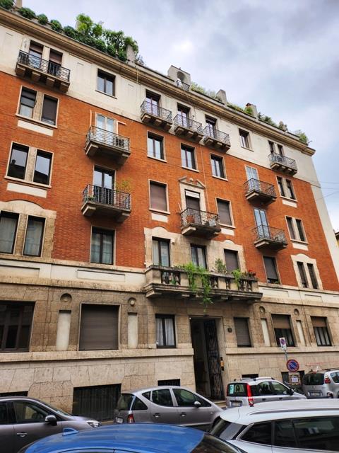 MILANO (ZONA ITALIA / P. ROMANA / D'ESTE / TICINESE) MILANO (MI)