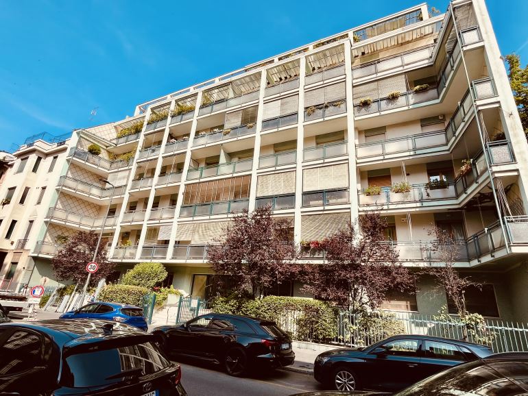 MILANO (ZONA FIERA / WAGNER / PAGANO) MILANO
